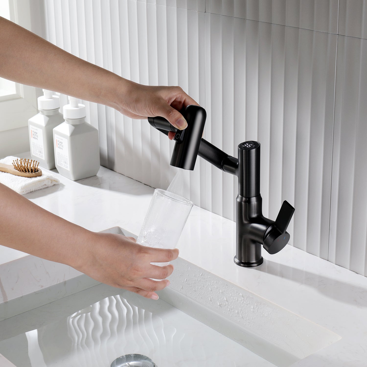 Intelligent Digital Display Bathroom Hot And Cold Basin Faucet